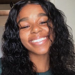 Meet your Posher, Jasmeen